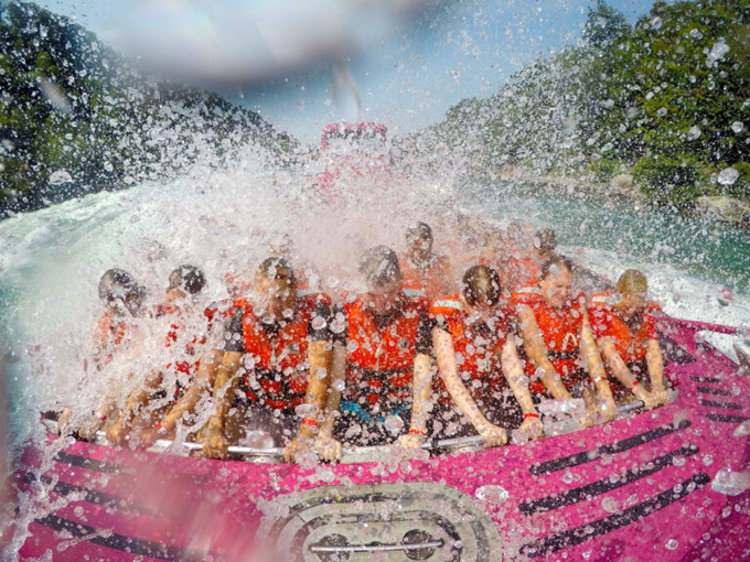jet boat tours Niagara Falls Canada